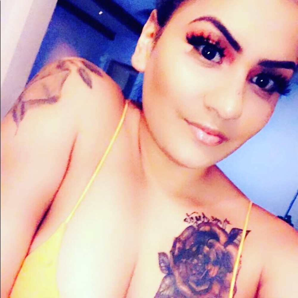 Meet your Posher, Ana